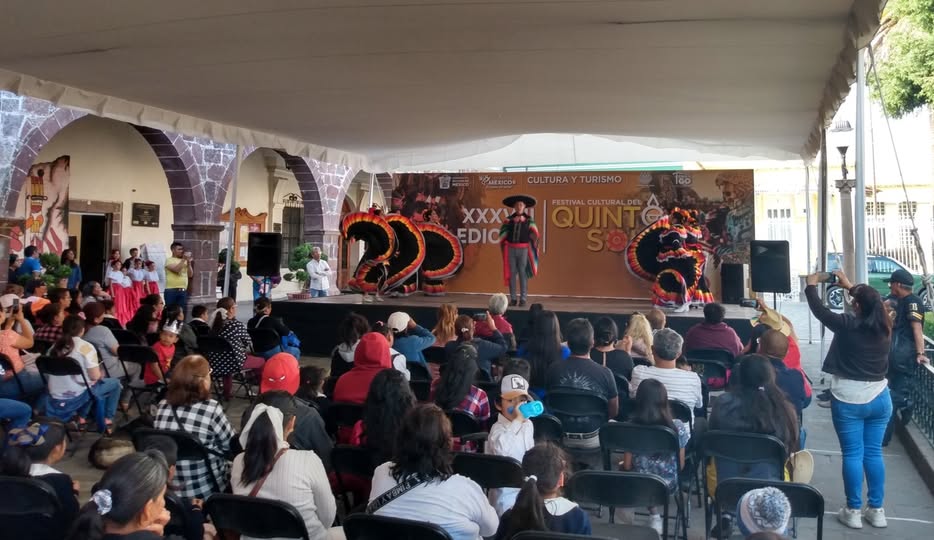 Danzarines Zictepec- En el Festival del V Sol- Tenango del Valle- La tarde del 18marzo2025-Presentando folklor de: Chiapas, Tamaulipas, Q. Roo, Jalisco, Sinaloa, Veracruz.